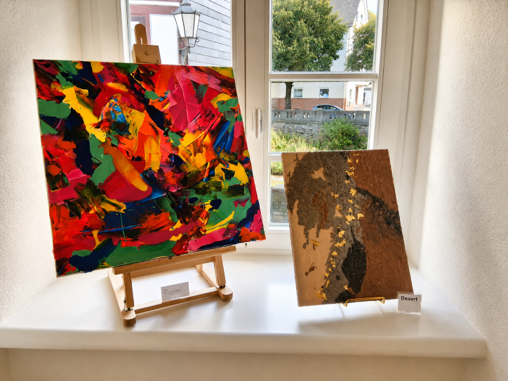 Ausstellung im Lesecafé der Stadtbücherei. Bilder von Lina Schleifer.